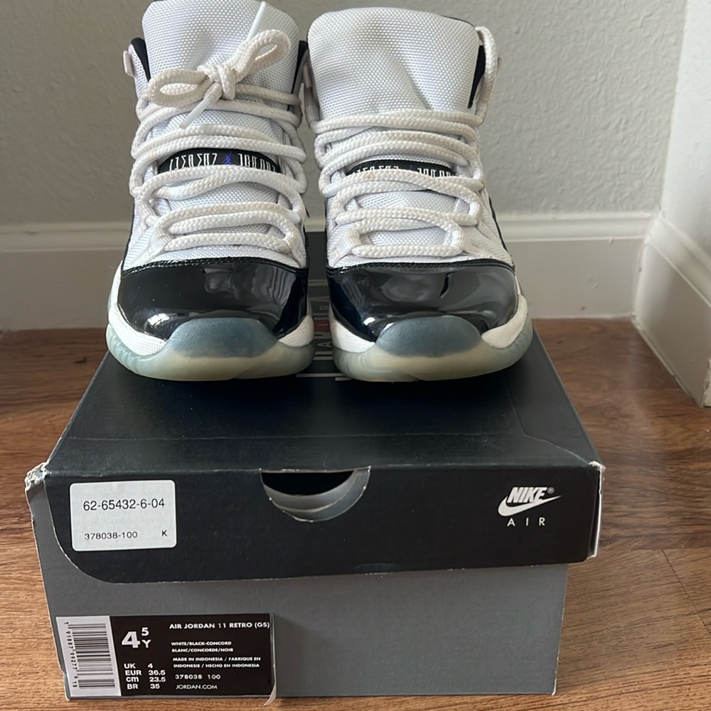Air Jordan 11